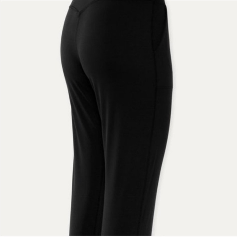 Peloton Festive Align Jogger by LuluLemon